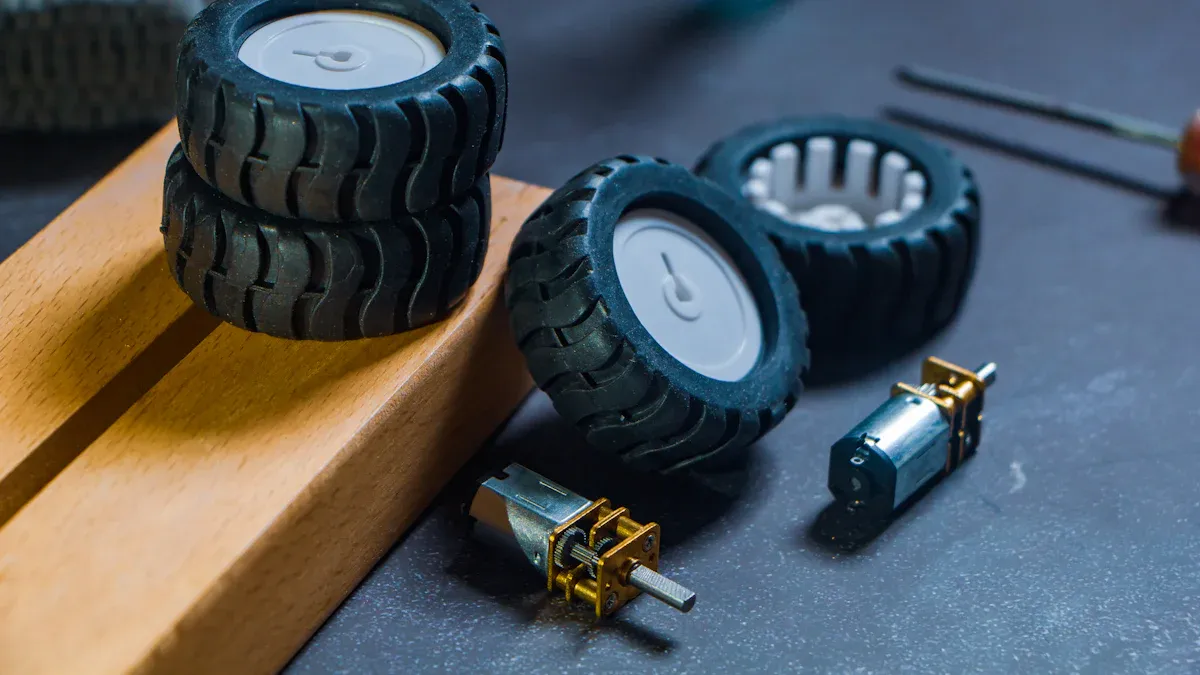 Ready-made small DC motor solutions and custom design needs